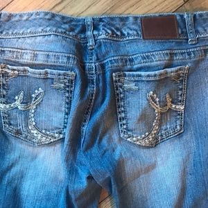 Maurices crop jeans extra shirt or crop